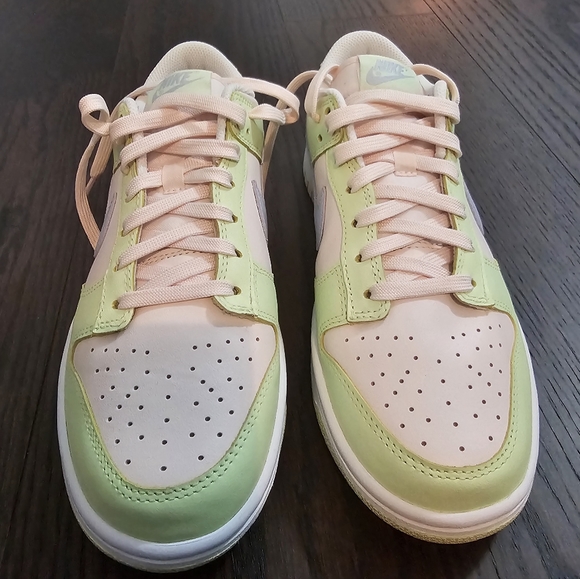 Nike Dunk Low WMNS Ghost Lime Ice Size 8.5W 7M - Picture 4 of 9